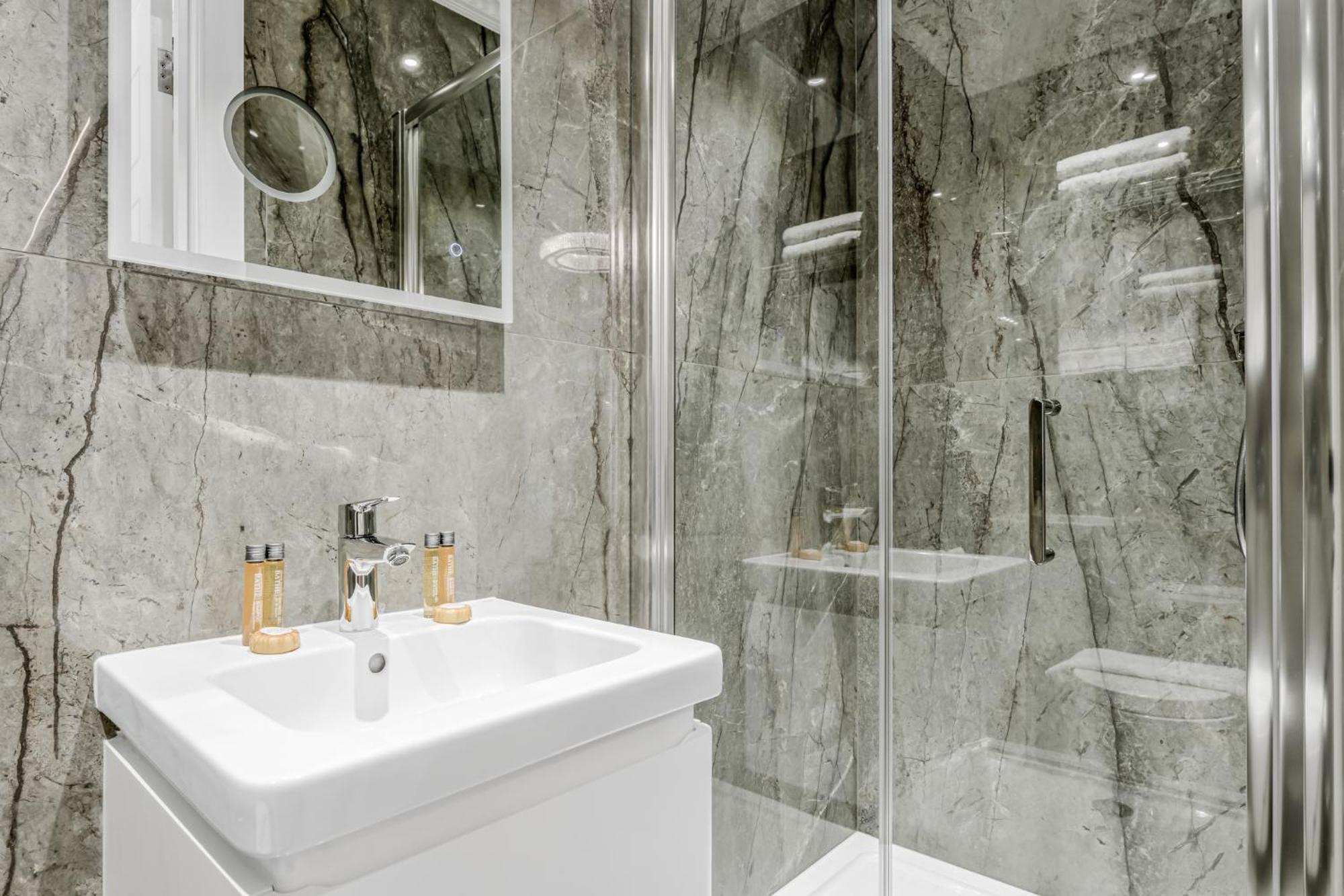 Cleveland Residences Bloomsbury 伦敦 外观 照片